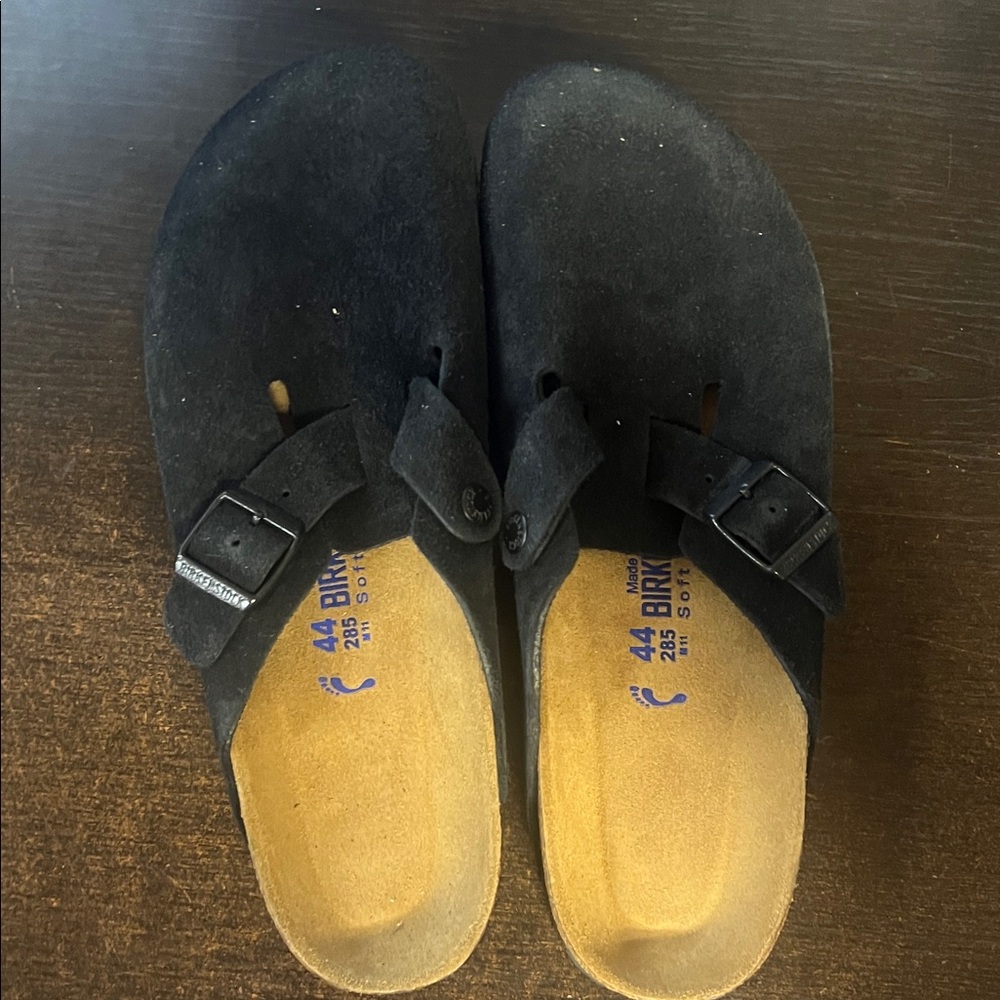Boston Soft Footbed Black Suede - Picture 2 of 4